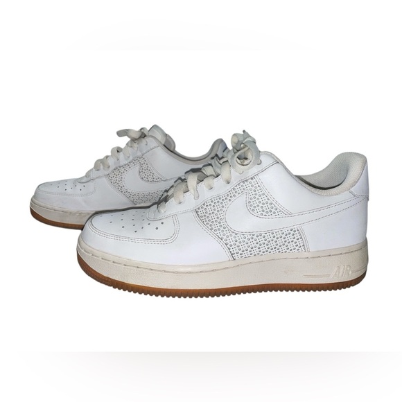 Nike Air Force 1 Low
Perforated Sidepanels White Gum - Picture 3 of 5